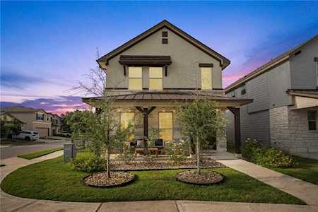 107 Iron Rail RD Dripping Springs, TX 78620