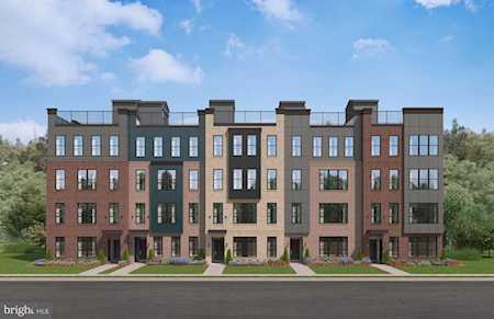 0 Newfoundland Square Ashburn, VA 20147