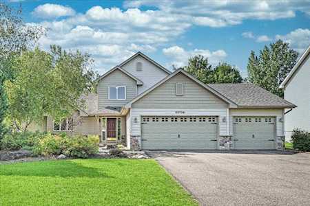 20739 Islandview Circle Lakeville, MN 55044