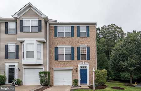 8421 Gauntlet Place White Plains, MD 20695