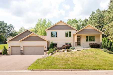 1933 Gluek Lane Roseville, MN 55113