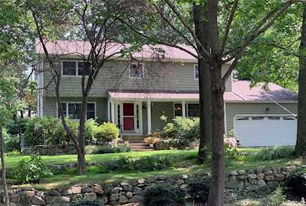 9 Tobi Lane Setauket, NY 11733