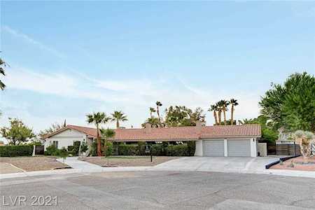 2975 S Tenaya Way Las Vegas, NV 89117