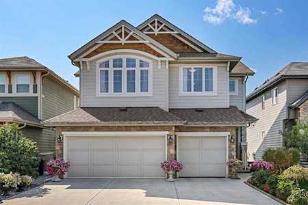 79 Auburn Sound Circle SE Calgary, AB T3M 0R7