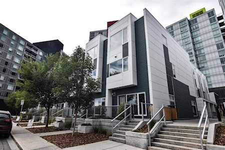 20 Brentwood Common NW #207 Calgary, AB T2L 2L7