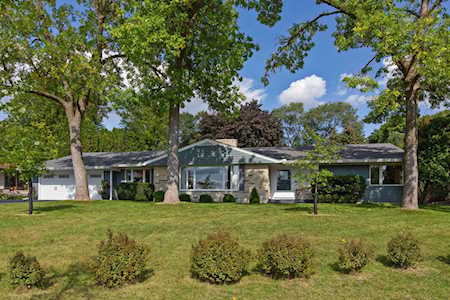 44 Orme Court Saint Paul, MN 55116