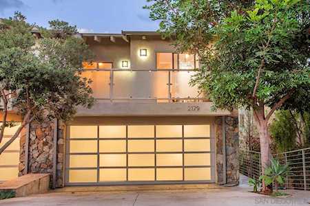 2179 Glasgow Ave Cardiff By The Sea, CA 92007