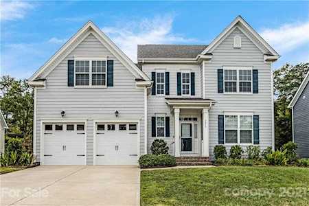 3836 Tearoyal Ct Charlotte, NC 28215
