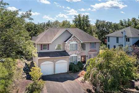 572 Eagle Dr East Stroudsburg, PA 18302