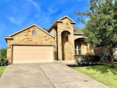 11428 Running Brush LN Austin, TX 78717