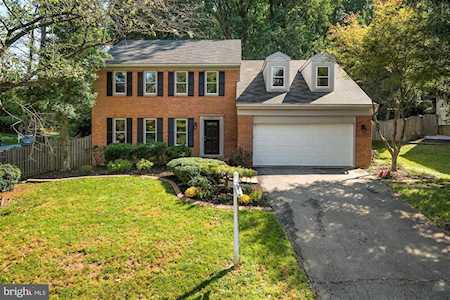 1901 Aubrey Place Ct Vienna, VA 22182