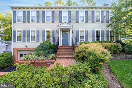 1925 Freedom Ln Falls Church, VA 22043