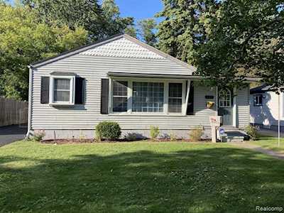 625 Millard Ave Royal Oak, MI 48073