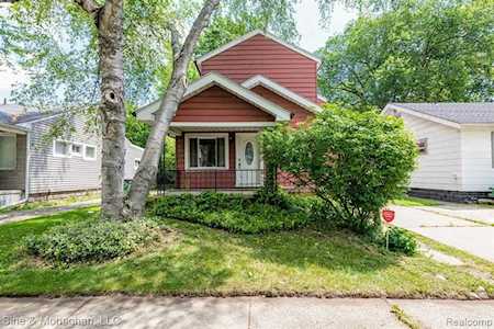 2120 Symes St Ferndale, MI 48220