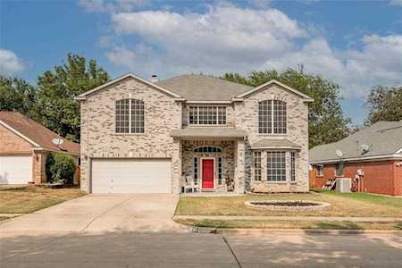 5645 Rockport Lane Haltom City, TX 76137