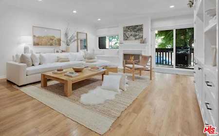 12124 Goshen Ave Los Angeles, CA 90049