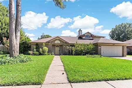 13103 Georgetown Dr Sugar Land, TX 77478