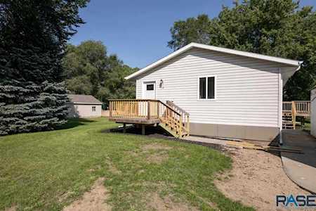 112 E Dogwood St Brandon, SD 57005