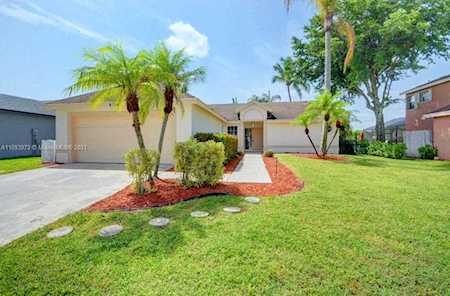 6194 Terra Rosa Circle #6194 Boynton Beach, FL 33472