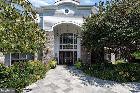 3000 Stone Cliff Dr #403 Baltimore, MD 21209