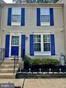 8878 Chesapeake Lighthouse Dr North Beach, MD 20714