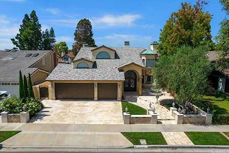 2773 Bunting Circle Costa Mesa, CA 92626