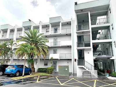 2998 E Sunrise Lakes Dr #419 Sunrise, FL 33322