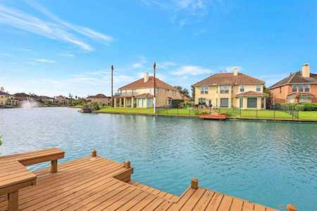 14230 Cairns Ct Sugar Land, TX 77498