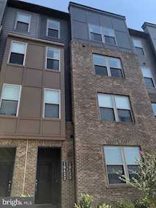 10422 Ratcliffe Trl Manassas, VA 20110