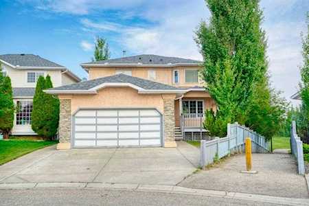112 Hidden Vale Place NW Calgary, AB T3A 5C5