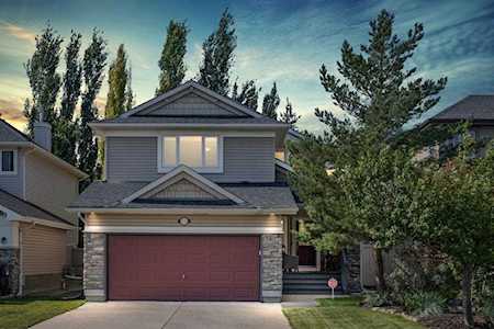 332 Cresthaven Place SW Calgary, AB T3B 5W5