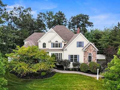 11 Constance Way North Attleboro, MA 02760