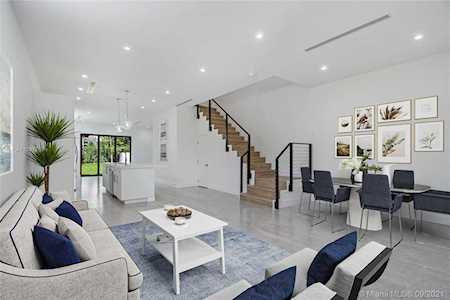 2936 SW 35 Ave #2936 Miami, FL 33133