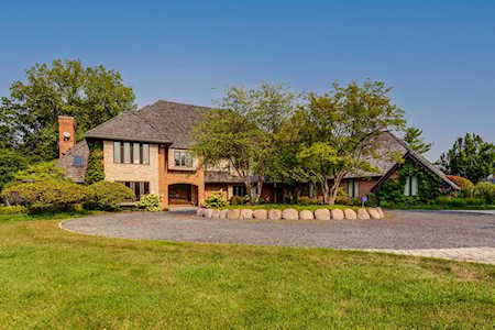 1409 Kathryn Ln Lake Forest, IL 60045