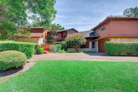 2110 Country Club Blvd Sugar Land, TX 77478