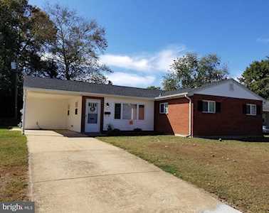 12 Longview Dr Newark, DE 19711