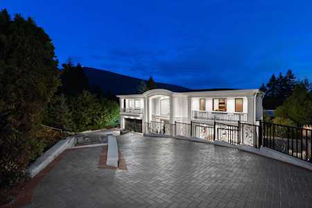 618 Barnham Road West Vancouver, BC V7S 1T5