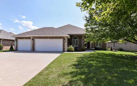 2442 W Lasalle St Springfield, MO 65807