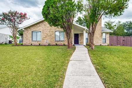 3121 Charter Oak Drive Plano, TX 75074