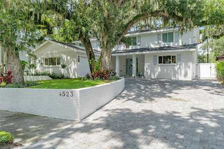 4523 W Beachway Dr Tampa, FL 33609