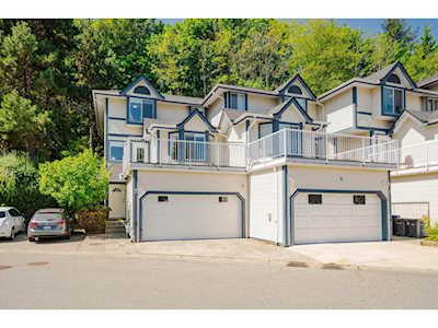 1560 Prince Street #7 Port Moody, BC V3H 3W8