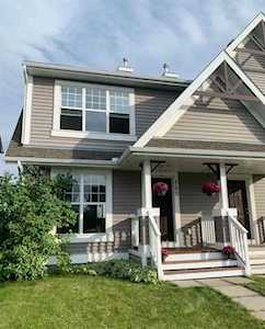 140 Elgin Meadows View SE Calgary, AB T2Z 0G1
