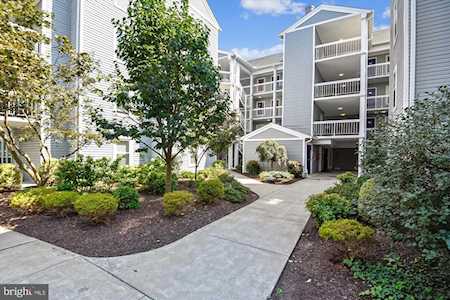 10300 Appalachian Circle #108 Oakton, VA 22124