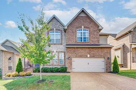 8009 Brockman Ln Nashville, TN 37211