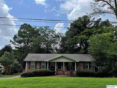 702 SE Fagan Springs Drive Huntsville, AL 35801