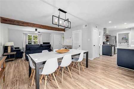 1802 Kendra CV Austin, TX 78757