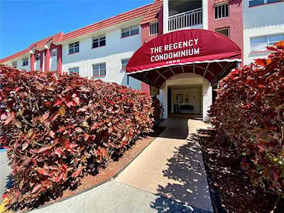 1860 Massachusetts Ave NE #203 St. Petersburg, FL 33703