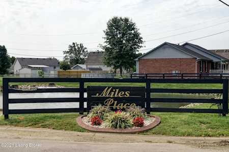 132 Miles Dr Shepherdsville, KY 40165