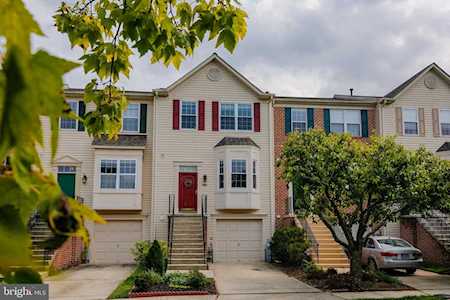 11917 Hunters Run Dr Cockeysville, MD 21030