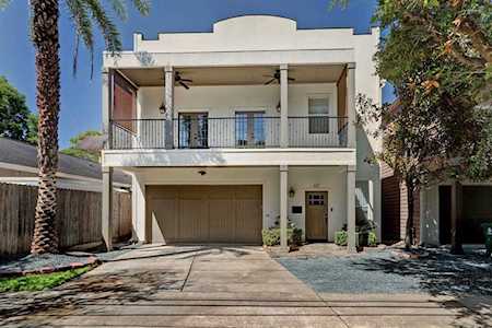 417 W 8th St Houston, TX 77007